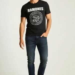 Ramones Black Graphic Tee for Men